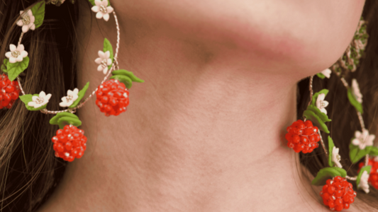 Orígenes Collection Raspberry Earrings