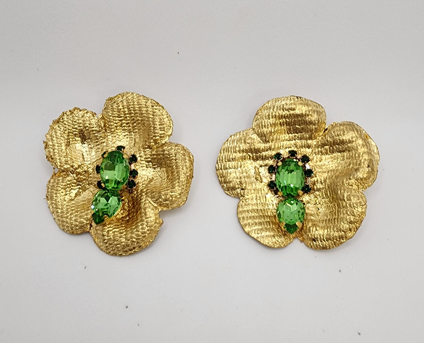 Golden Floral Earrings with Green Crystal