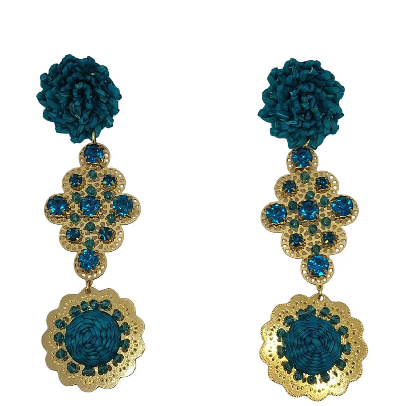 Cute Flower together with a little leaf accent converge to express the Natural Beauty of God and His Creation.