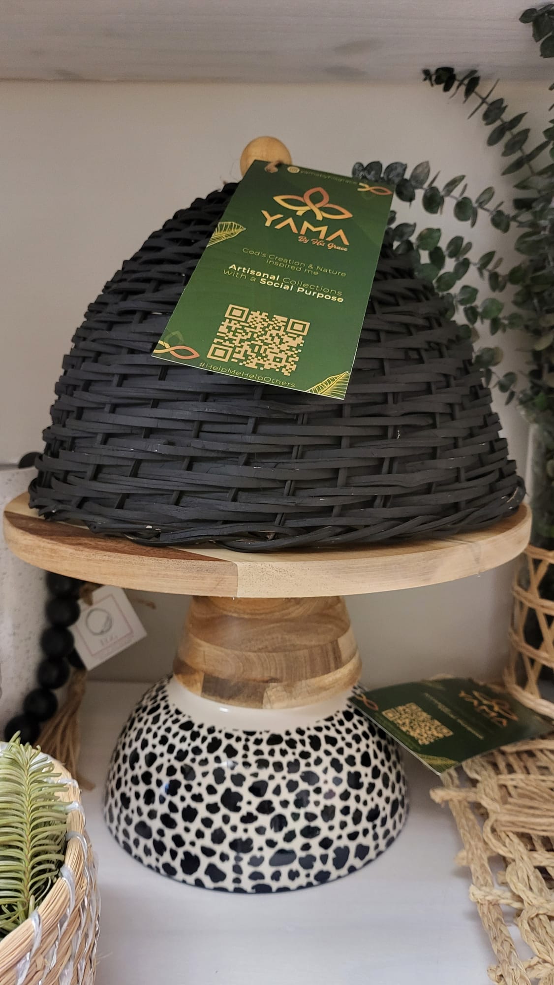 Black Bejuco Wood Cake Stand Cover