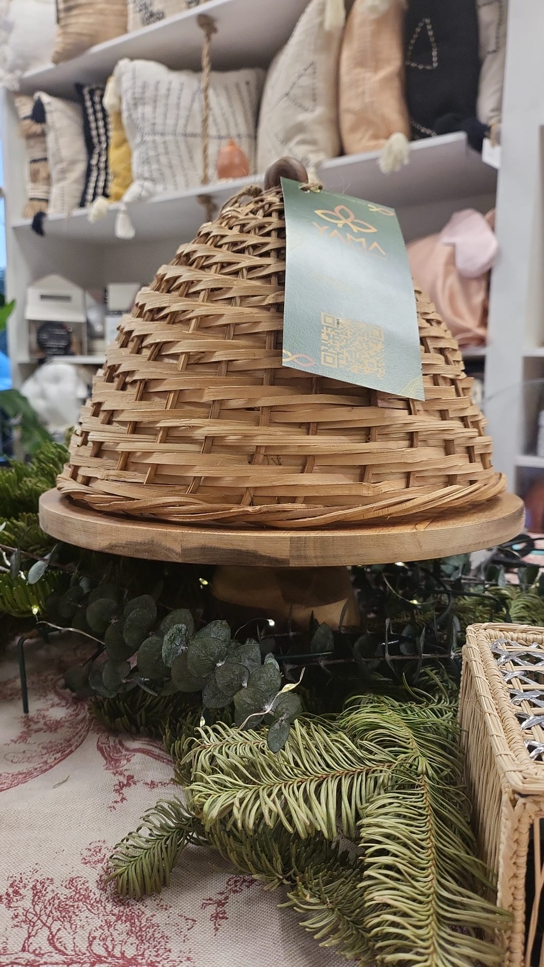 Bejuco Wood Cake Stand Cover